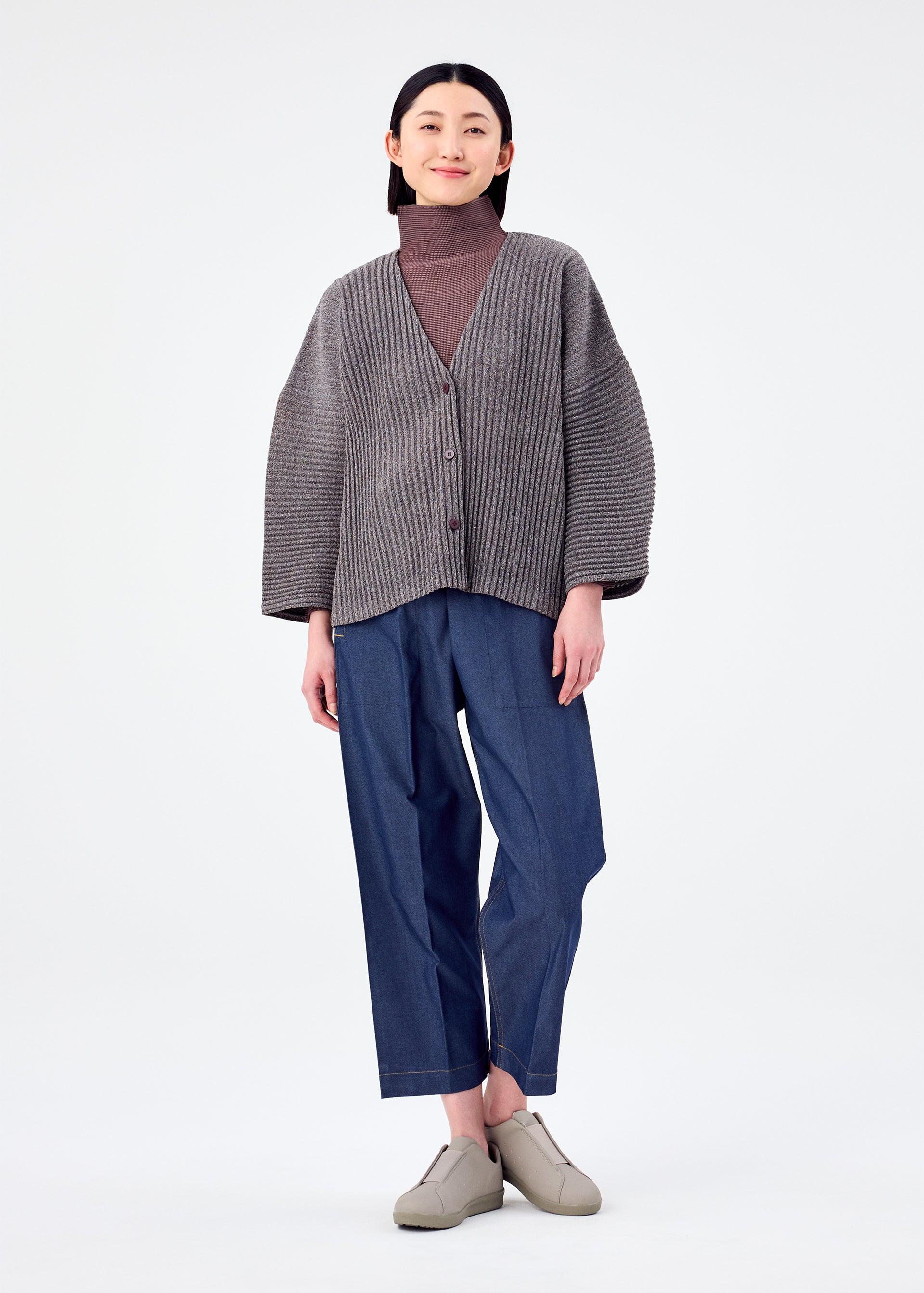 Zoomed view CORDUROY PLEATS
