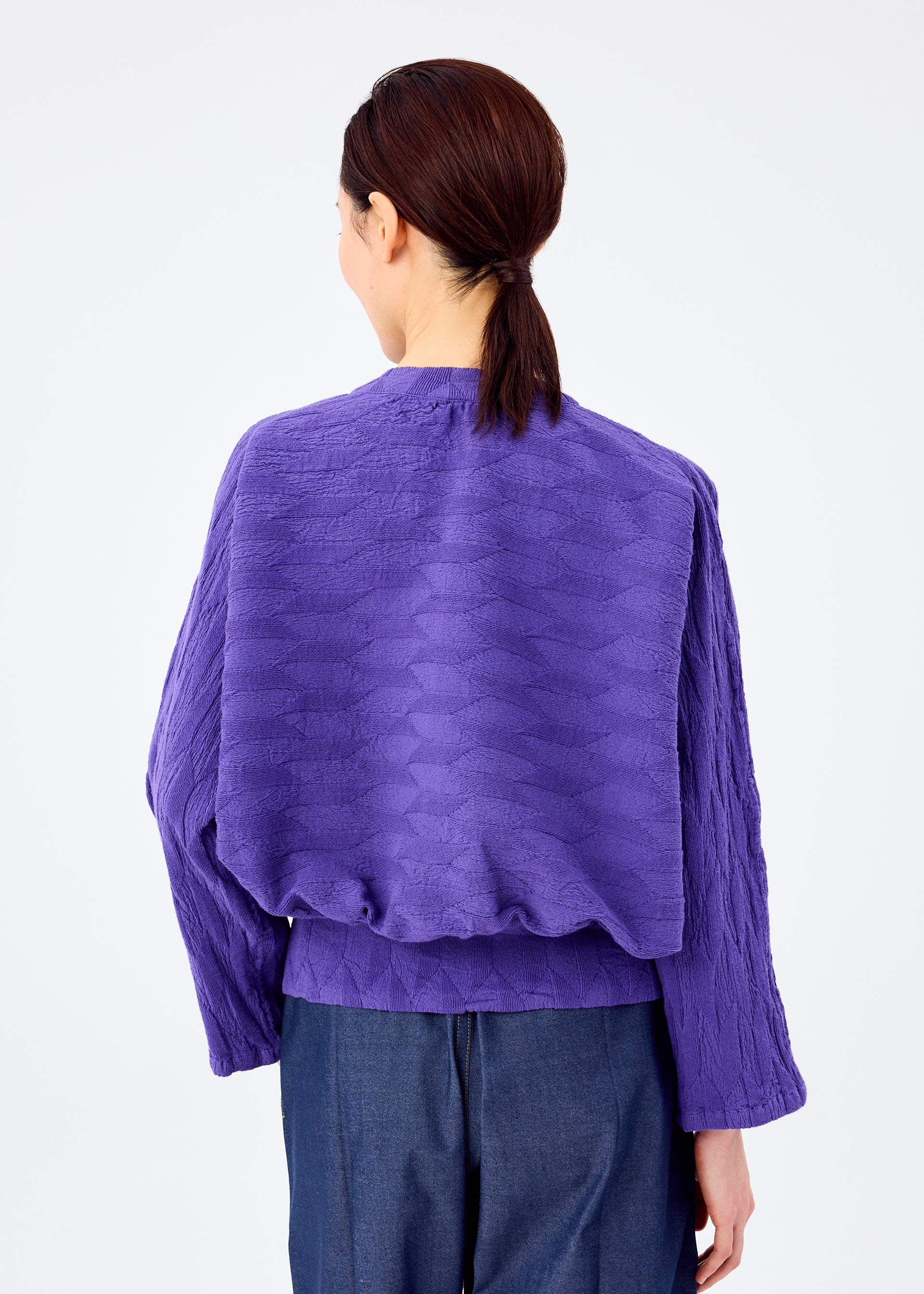 KNIT LIKE CLOTH
