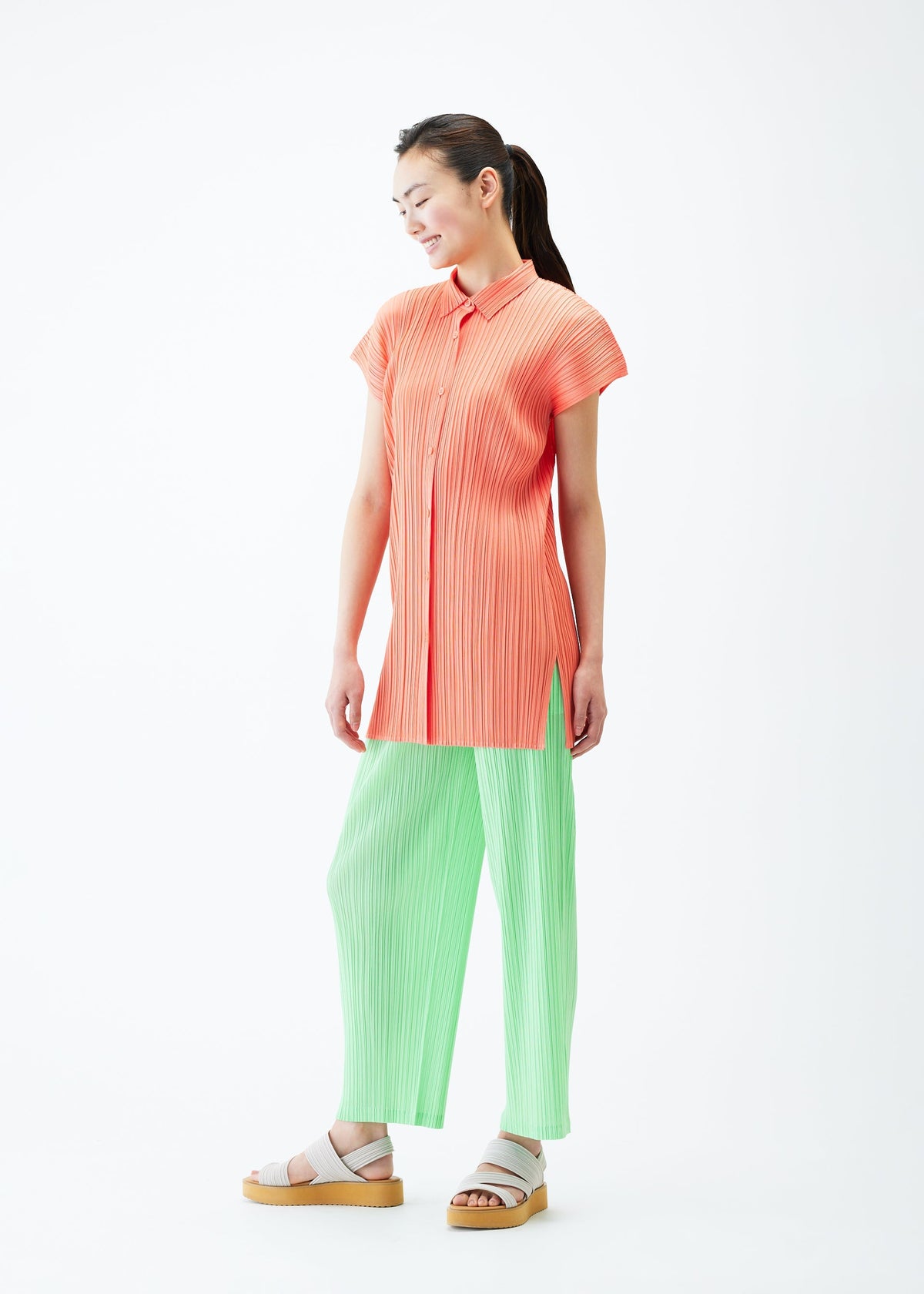 MONTHLY COLORS : MAY view 11 of 11