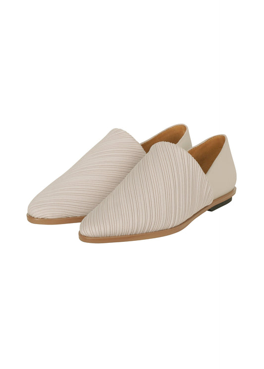 KNIT PLEATS SLIPON view 1