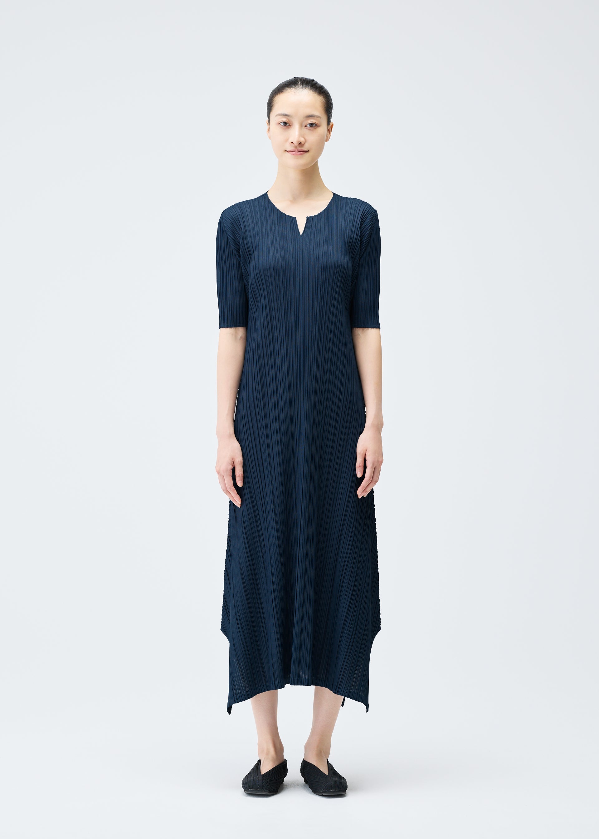 MELLOW PLEATS