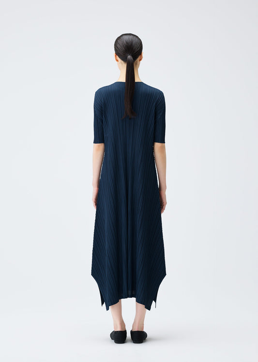 MELLOW PLEATS
