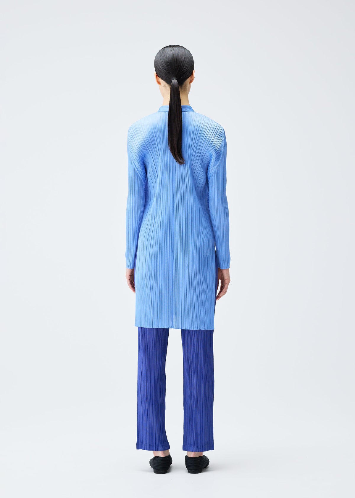 PLEATS SHIRT view 9 of 11