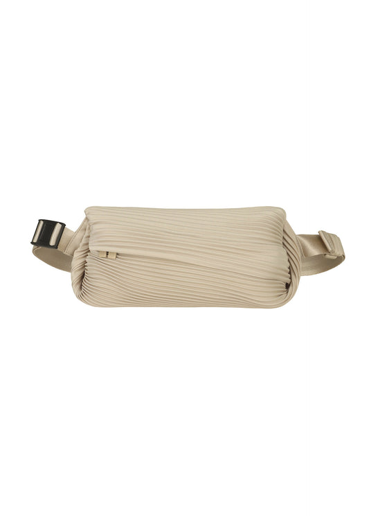 BIAS PLEATS WAISTBAG view 1