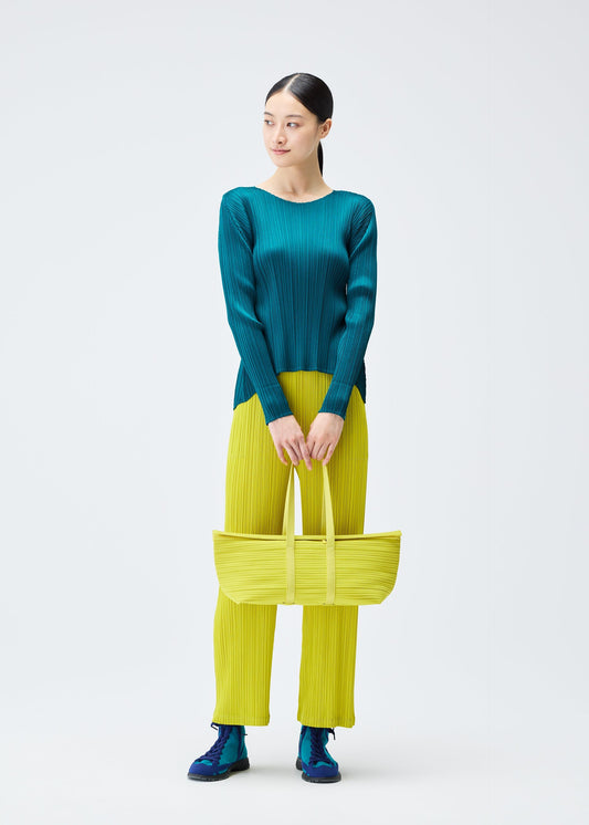 PLEATS BOSTON BAG view 2