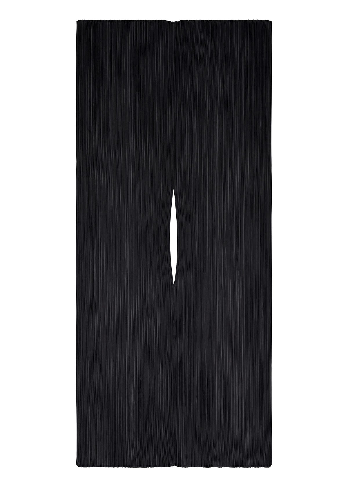 Zoomed view BASIC MADAME-T SMALL - BLACK (no.15)