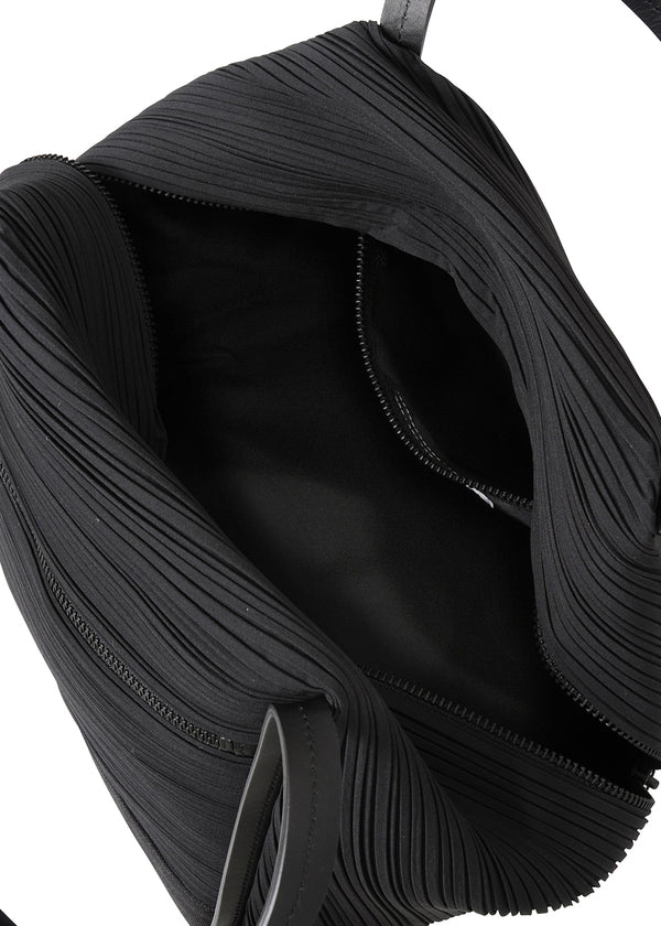 Zoomed view BIAS PLEATS BAG