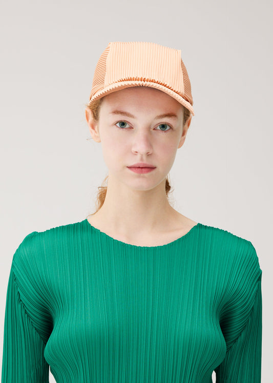 PLEATS CAP view 2