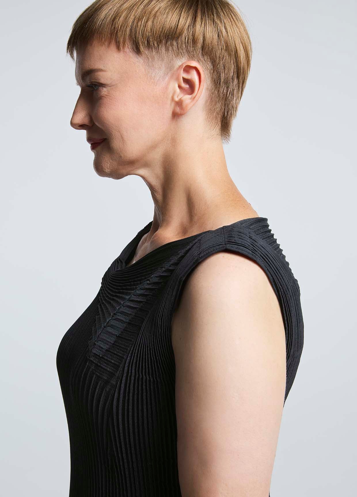 A-POC ABLE ISSEY MIYAKE LOOK 37