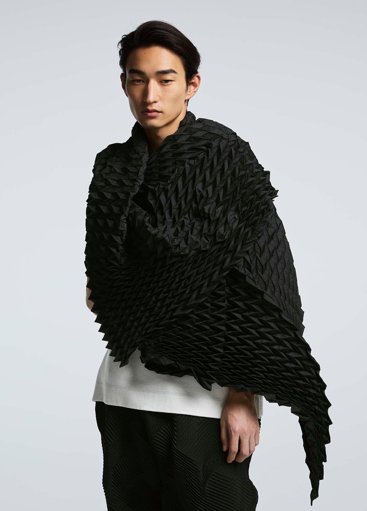 A-POC ABLE ISSEY MIYAKE LOOK 43