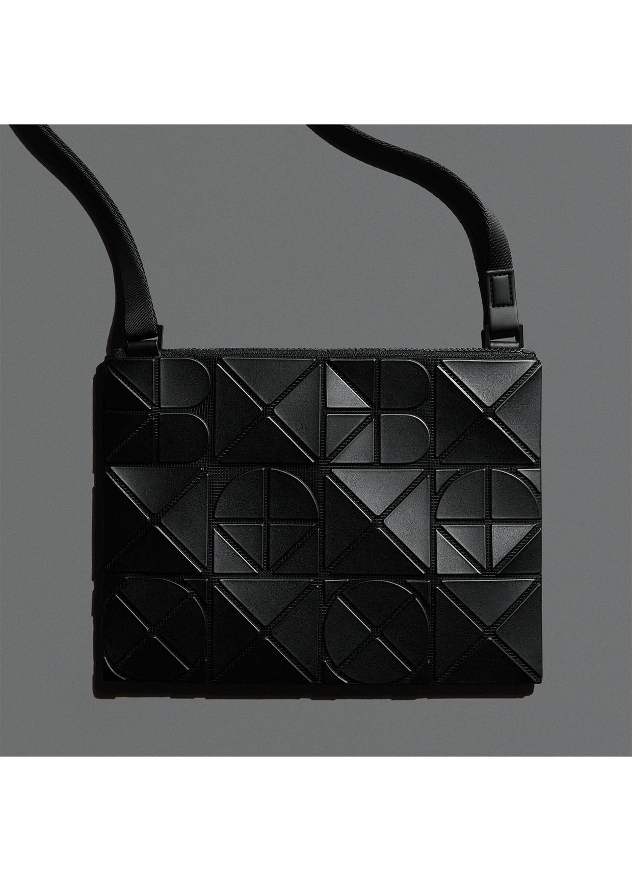 BAO BAO ISSEY MIYAKE LOOK 39