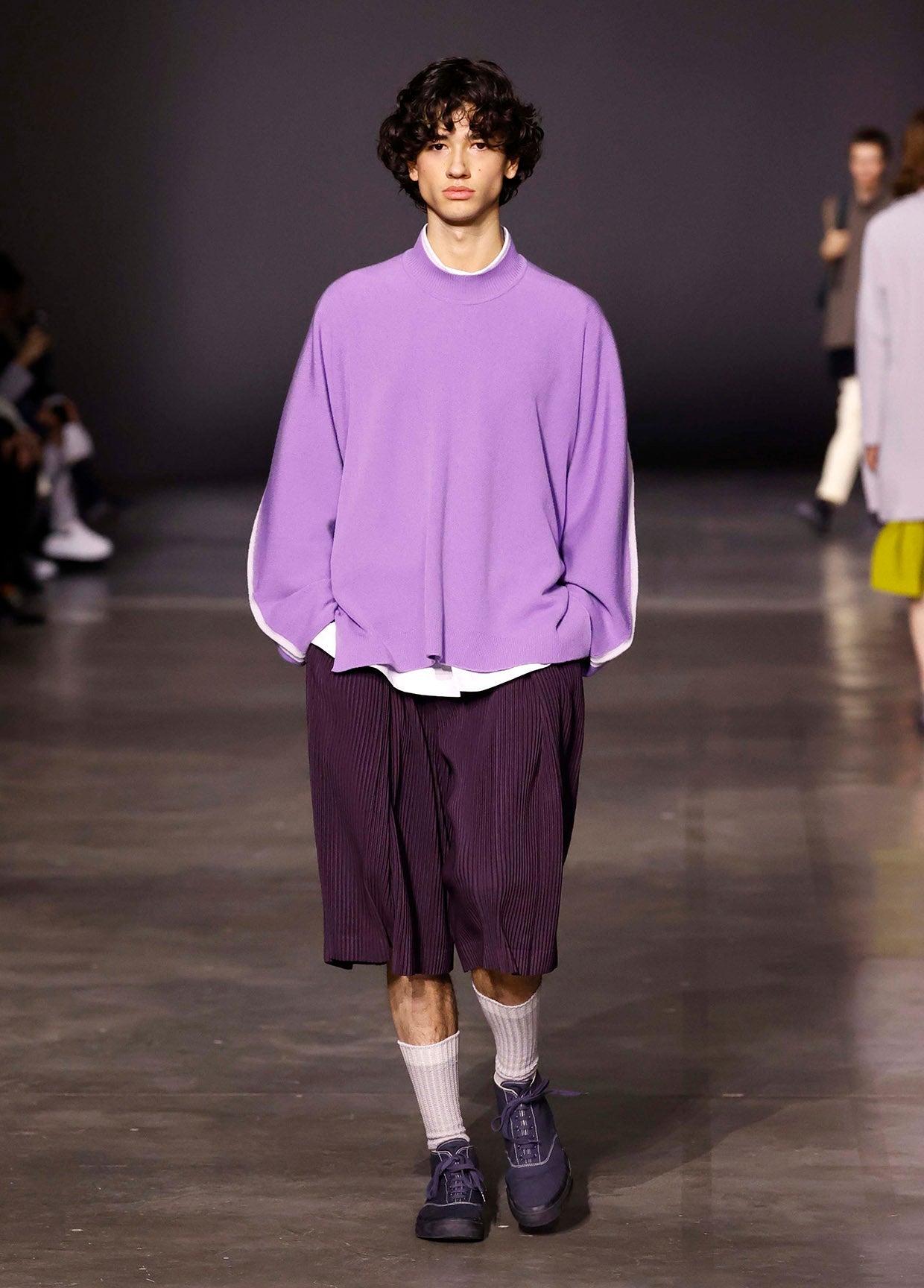 HOMME PLISSÉ ISSEY MIYAKE AUTUMN WINTER 2023/24 COLLECTIONS 11