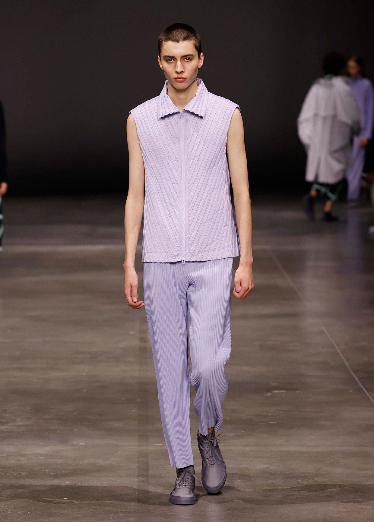 HOMME PLISSÉ ISSEY MIYAKE AUTUMN WINTER 2023/24 COLLECTIONS 27