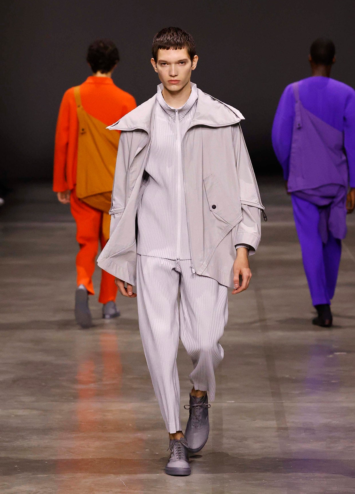 HOMME PLISSÉ ISSEY MIYAKE AUTUMN WINTER 2023/24 COLLECTIONS 32