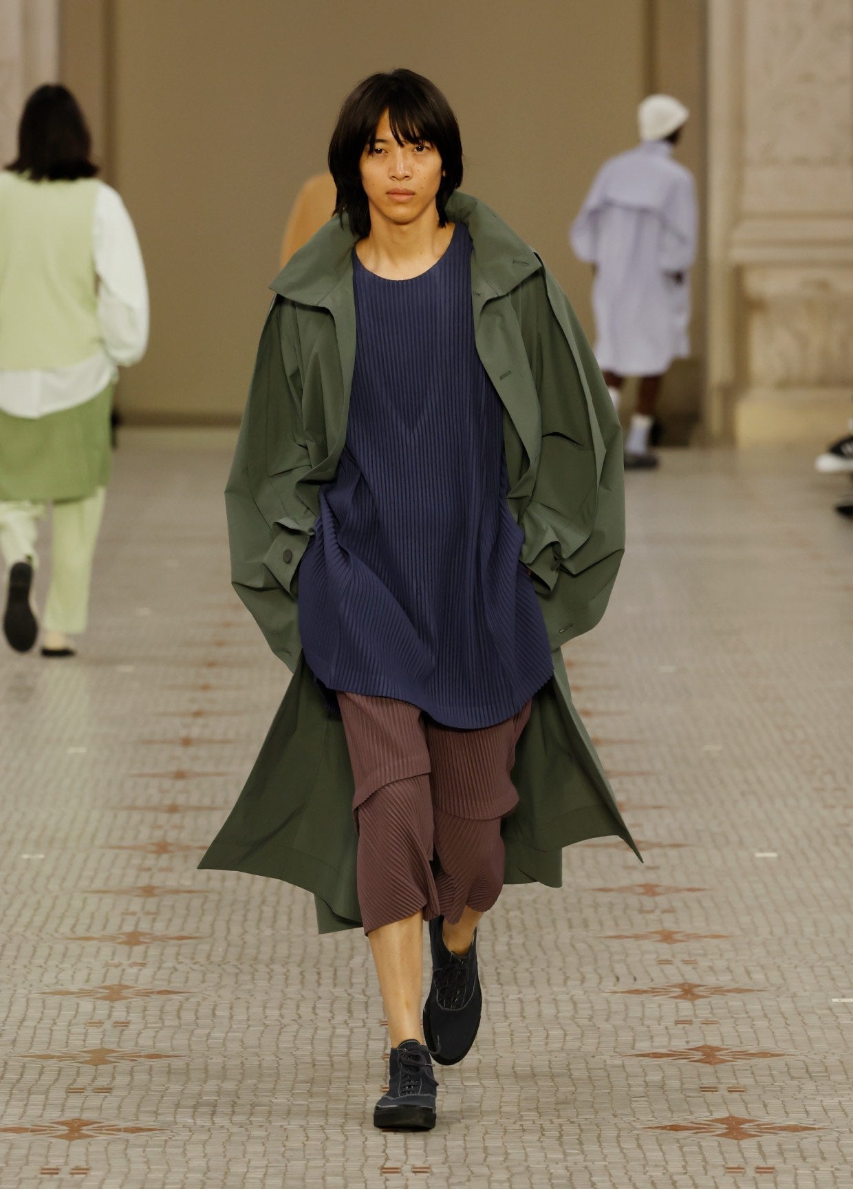 HOMME PLISSÉ ISSEY MIYAKE SPRING SUMMER 2024 COLLECTIONS 15