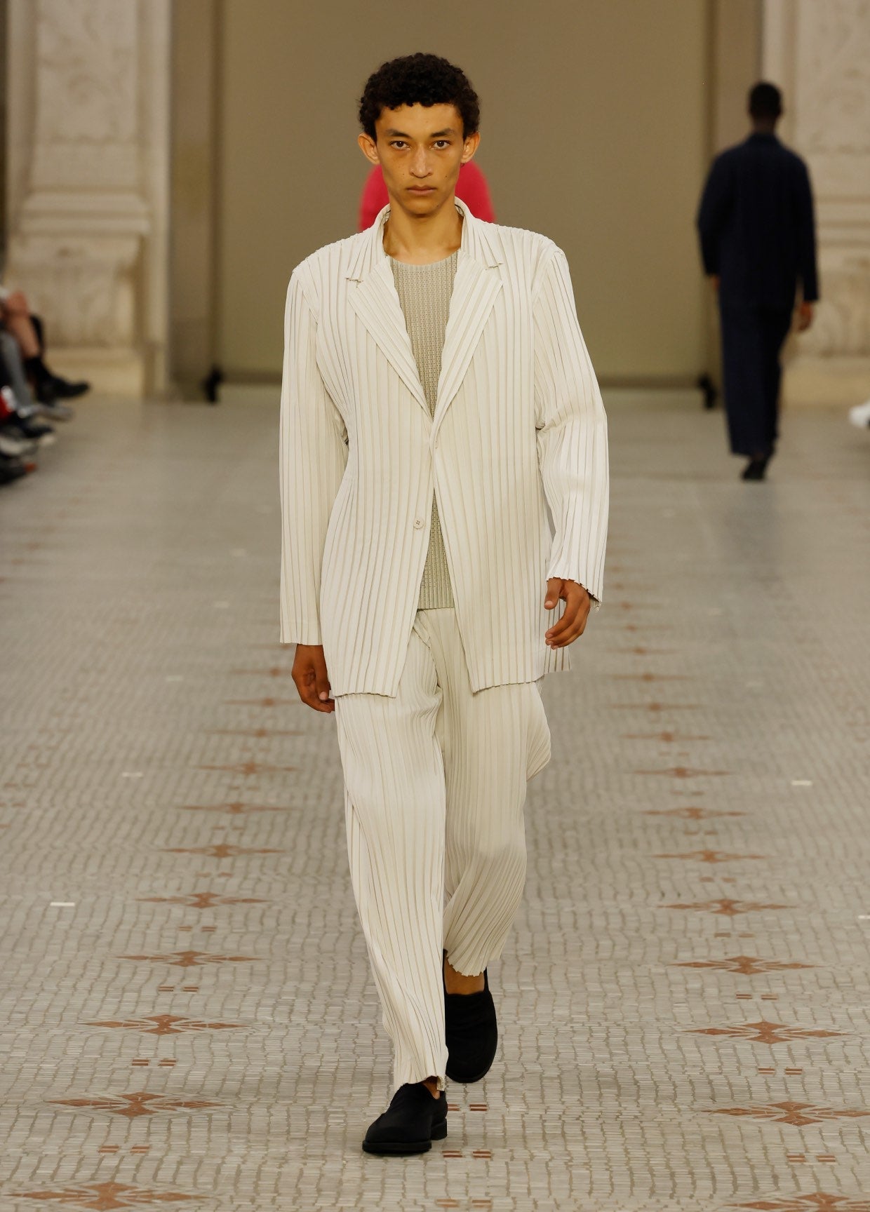 HOMME PLISSÉ ISSEY MIYAKE SPRING SUMMER 2024 COLLECTIONS 25