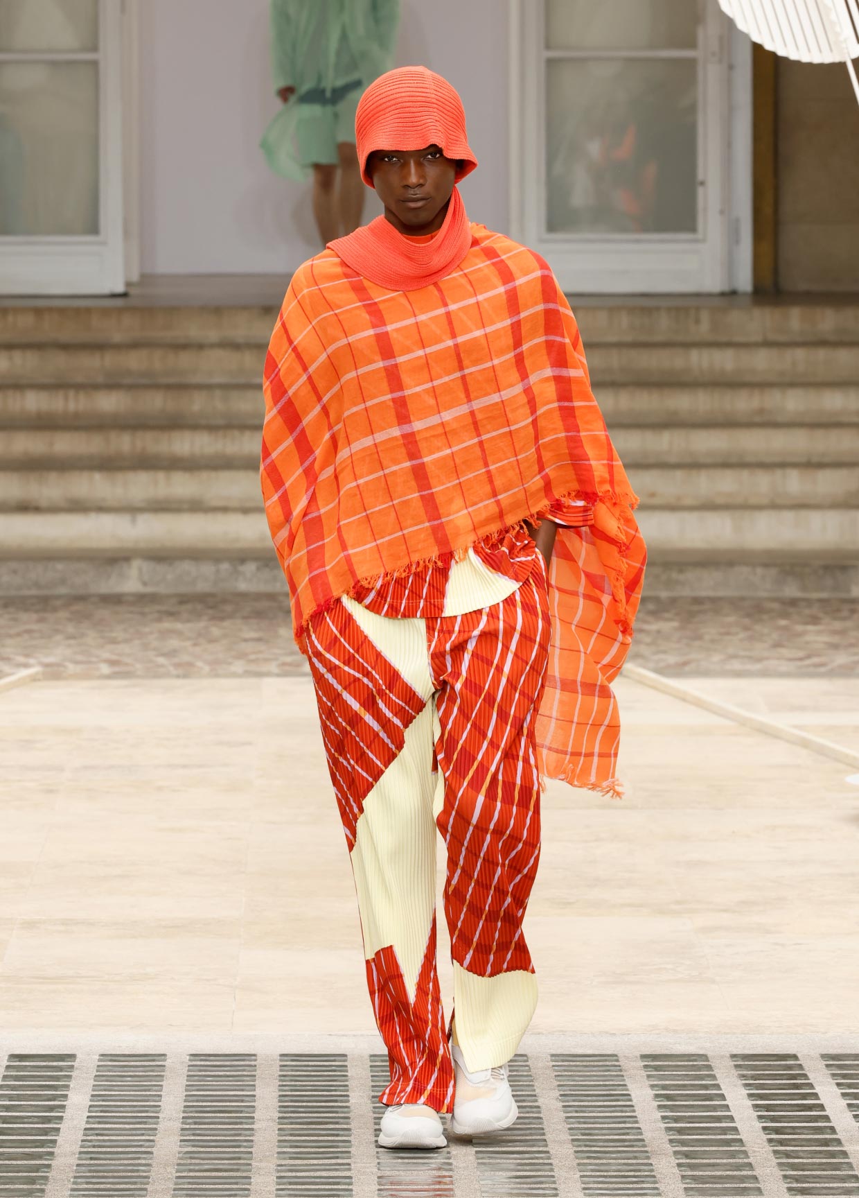 HOMME PLISSÉ ISSEY MIYAKE SPRING SUMMER 2025 COLLECTION 05