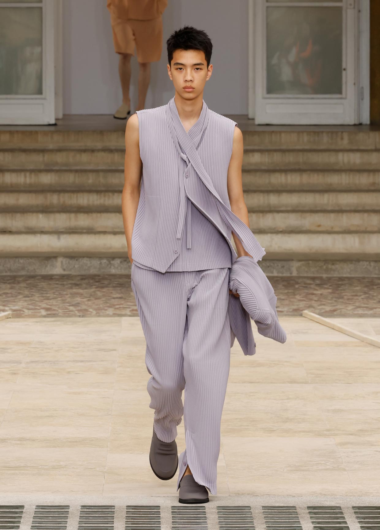 HOMME PLISSÉ ISSEY MIYAKE SPRING SUMMER 2025 COLLECTION 25 – ISSEY ...