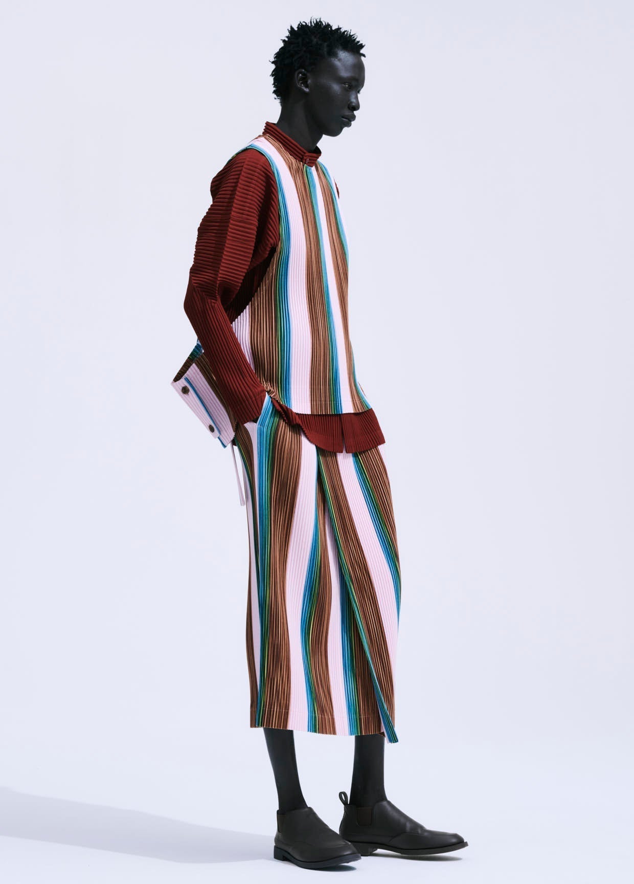 HOMME PLISSÉ ISSEY MIYAKE LOOK 17