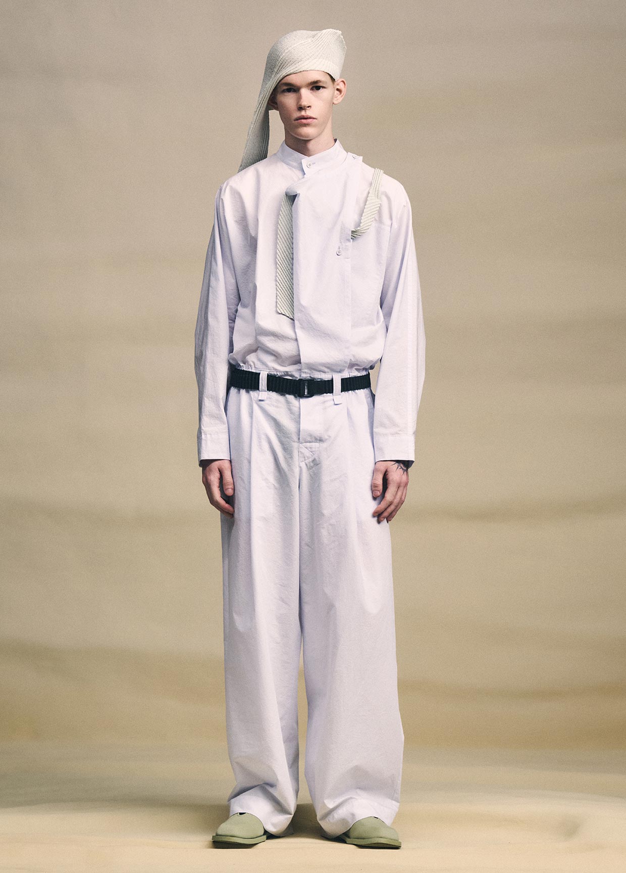 HOMME PLISSÉ ISSEY MIYAKE LOOK 23