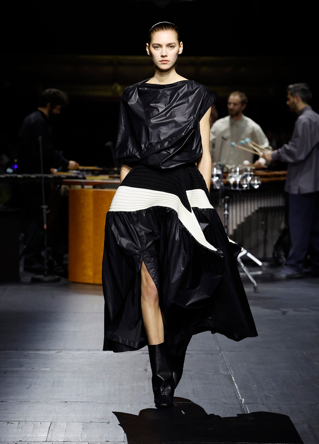 ISSEY MIYAKE AUTUMN WINTER 2023/24 COLLECTIONS 05