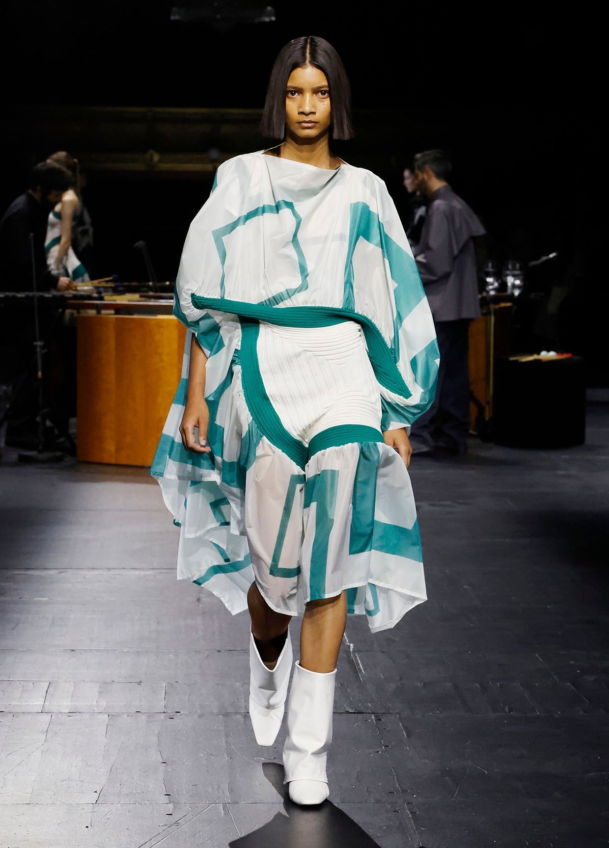 ISSEY MIYAKE AUTUMN WINTER 2023/24 COLLECTIONS 11