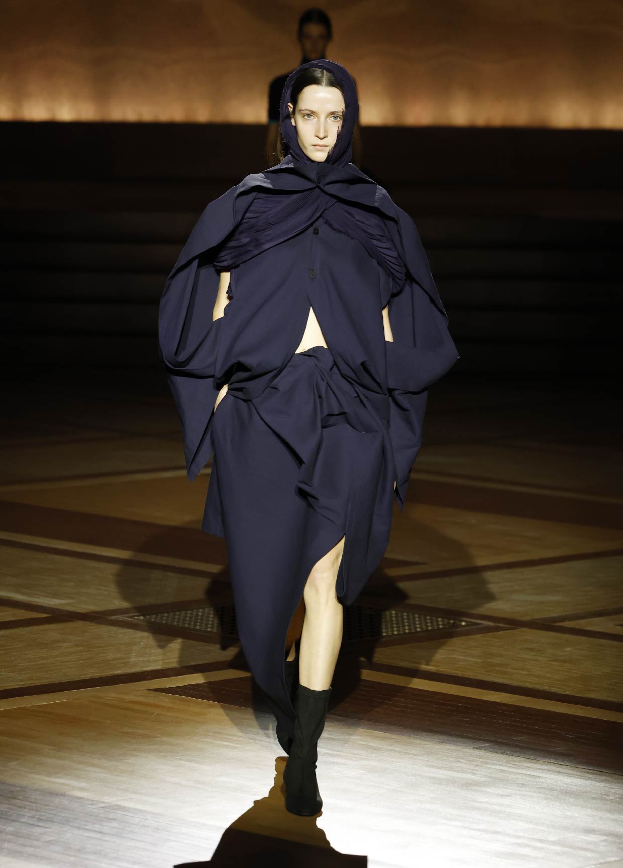 ISSEY MIYAKE AUTUMN WINTER 2024/25 COLLECTIONS 04