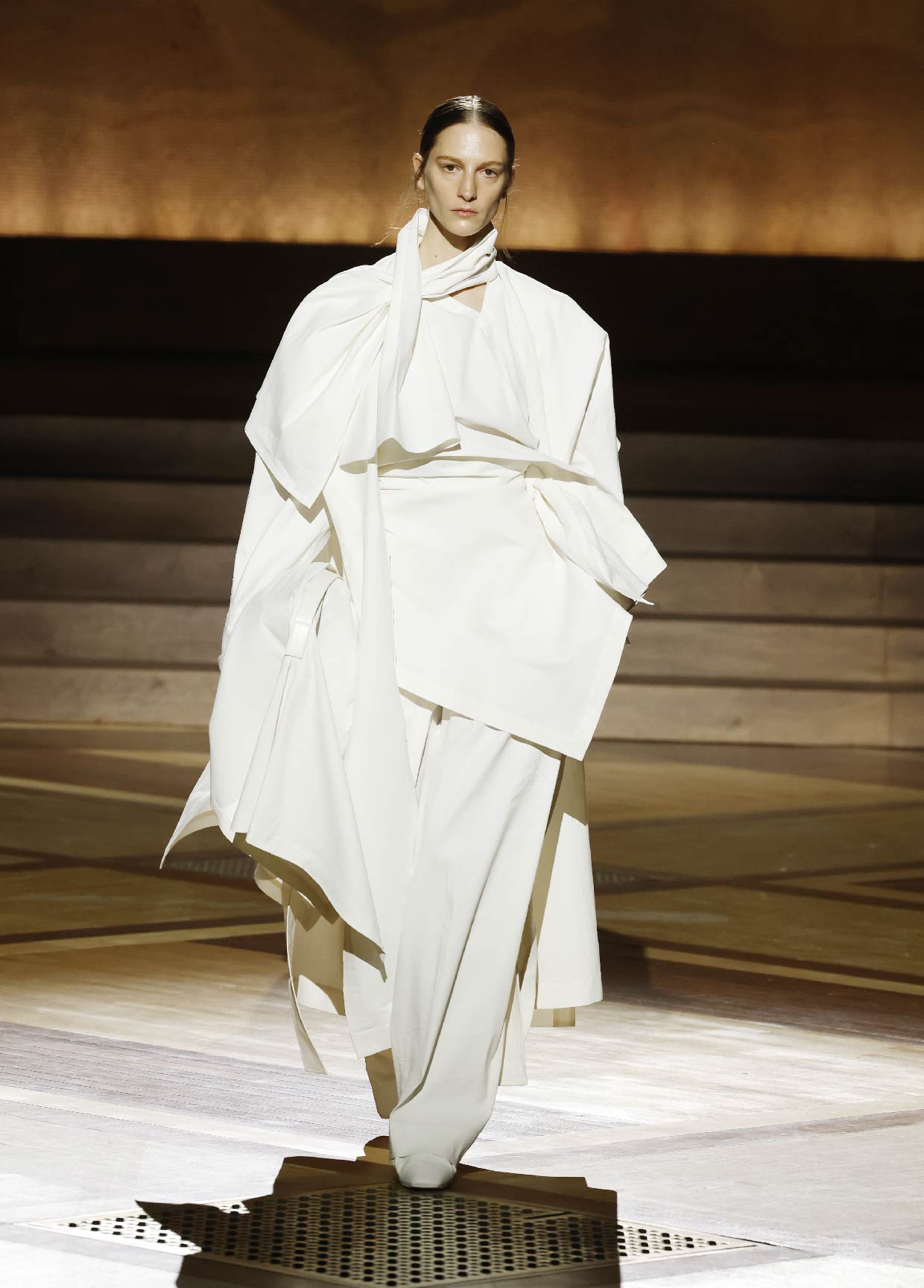 ISSEY MIYAKE AUTUMN WINTER 2024/25 COLLECTIONS 10