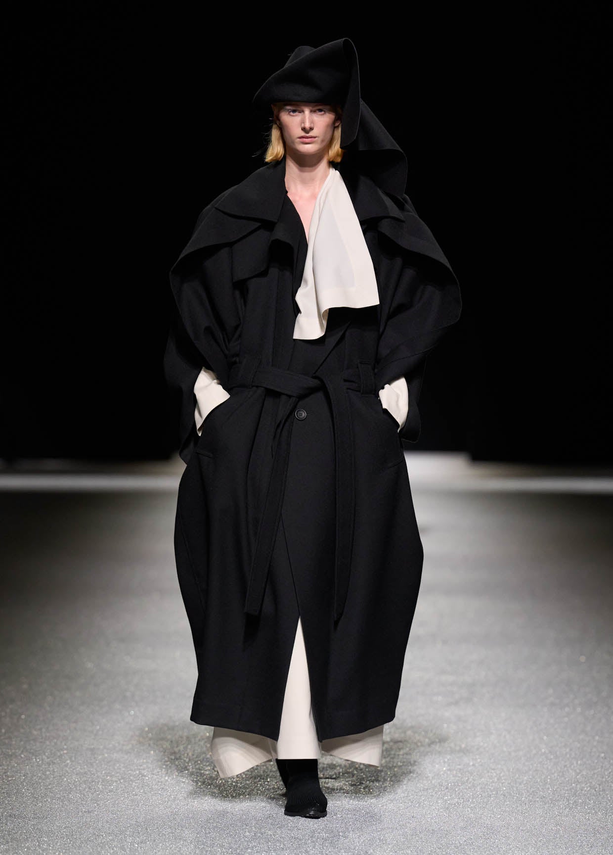 ISSEY MIYAKE AUTUMN WINTER 2026/27 COLLECTIONS 22