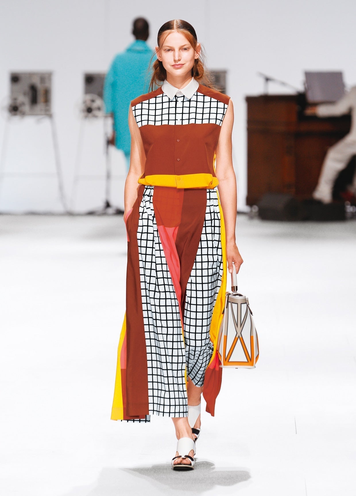 ISSEY MIYAKE SPRING SUMMER 2015 COLLECTIONS 29