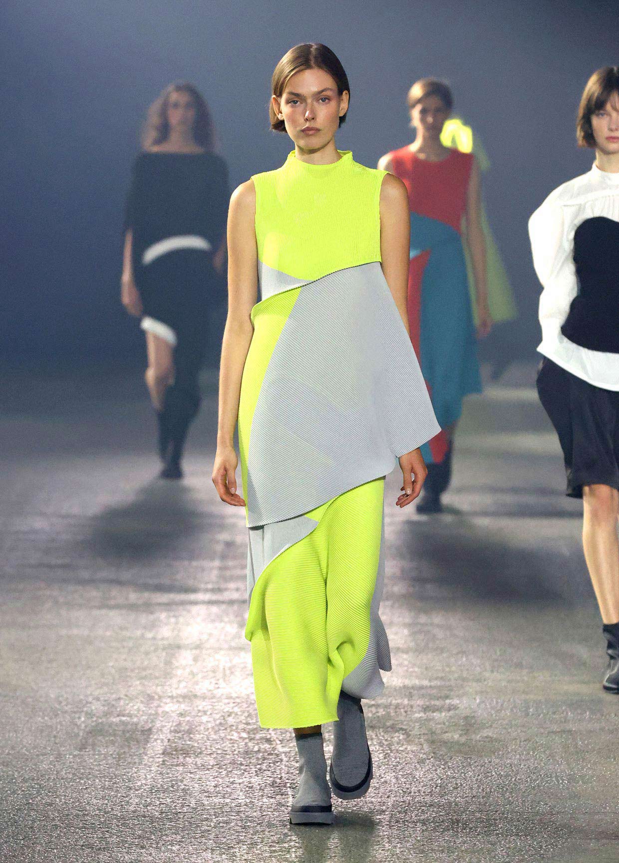 ISSEY MIYAKE SPRING SUMMER 2023 COLLECTIONS12