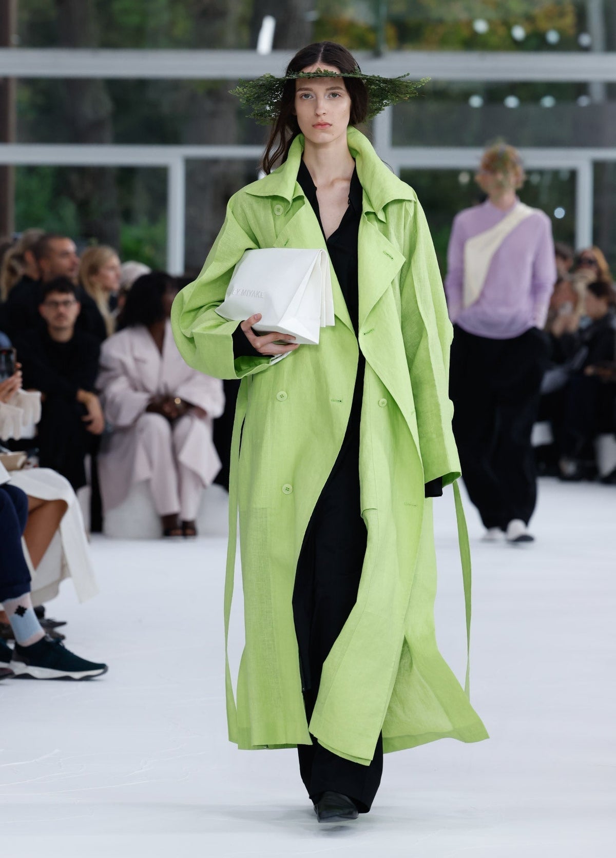 Miyaky ISSEY MIYAKE SPRING SUMMER 2025 COLLECTIONS 21 – ISSEY MIYAKE ONLINE STORE