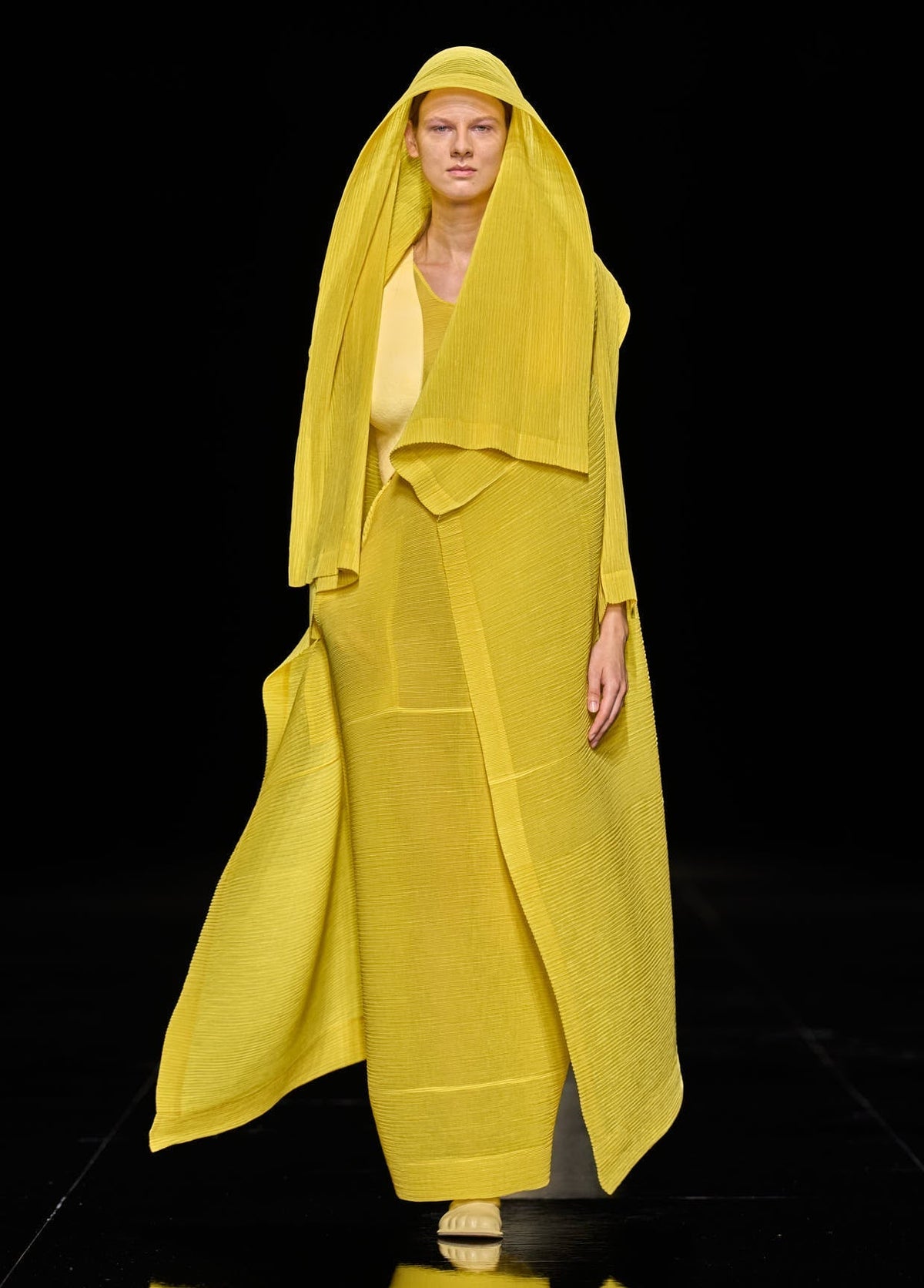 ISSEY MIYAKE SPRING SUMMER 2027 COLLECTIONS 43