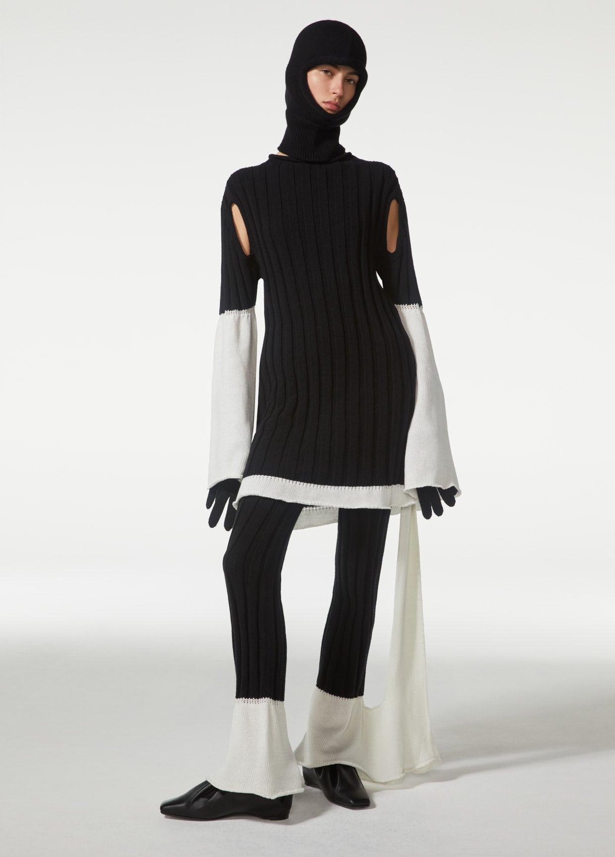 ISSEY MIYAKE LOOK 19