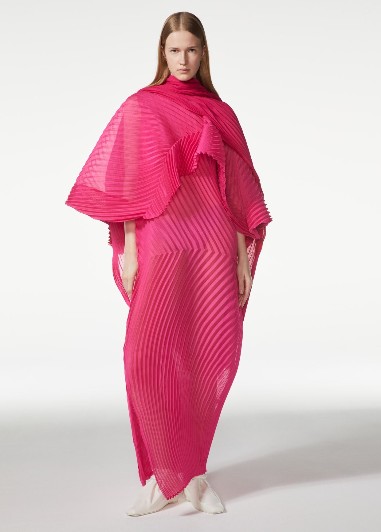 ISSEY MIYAKE LOOK 34