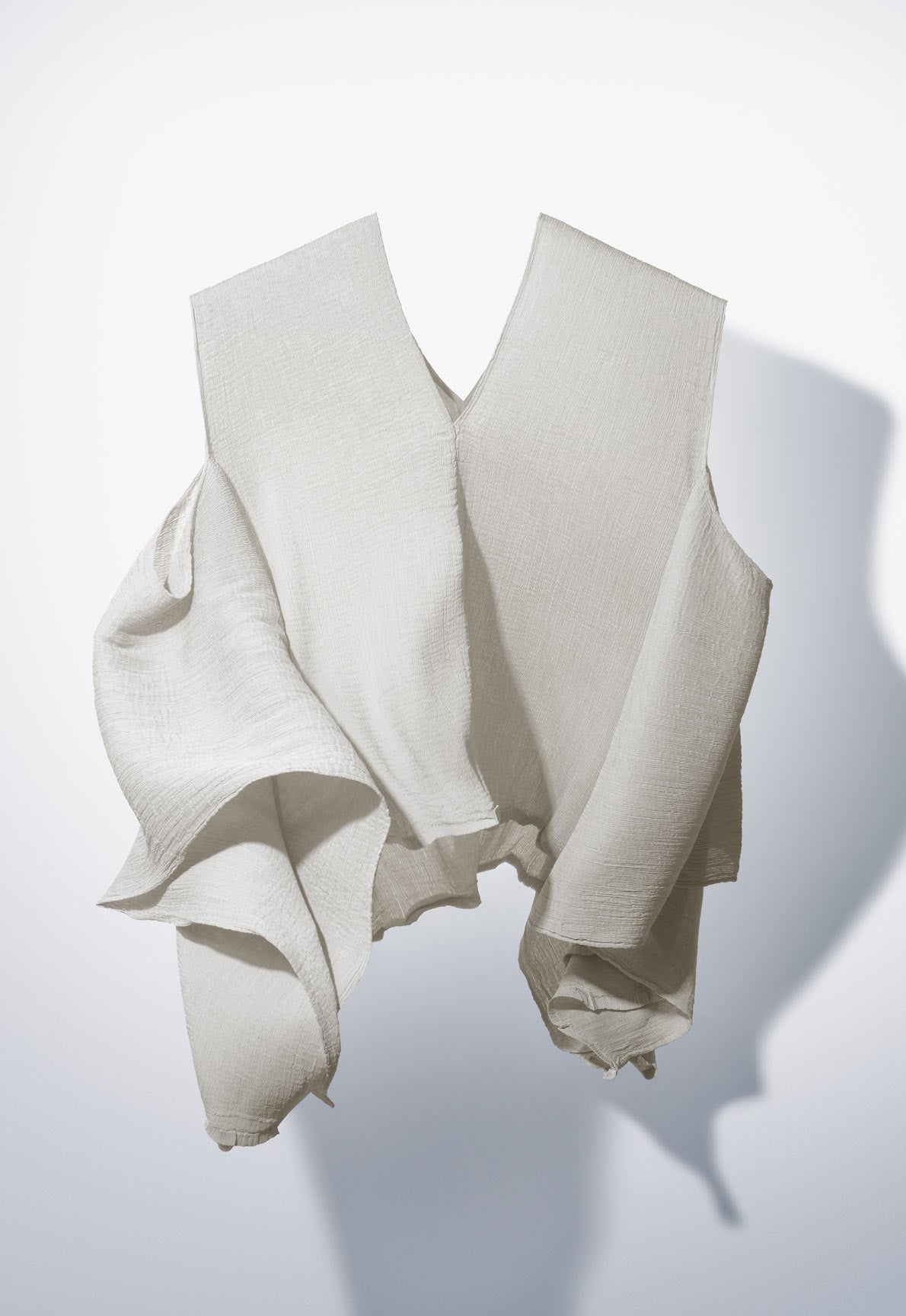 me ISSEY MIYAKE CATALOG SS26 17