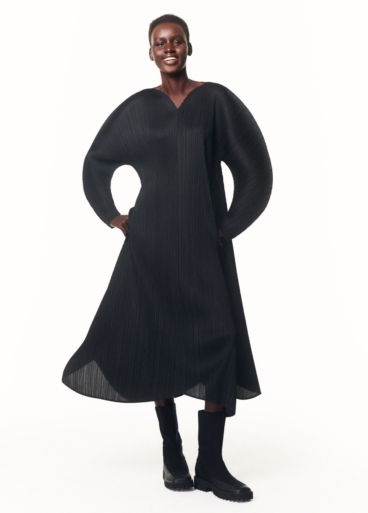 PLEATS PLEASE ISSEY MIYAKE LOOK 22