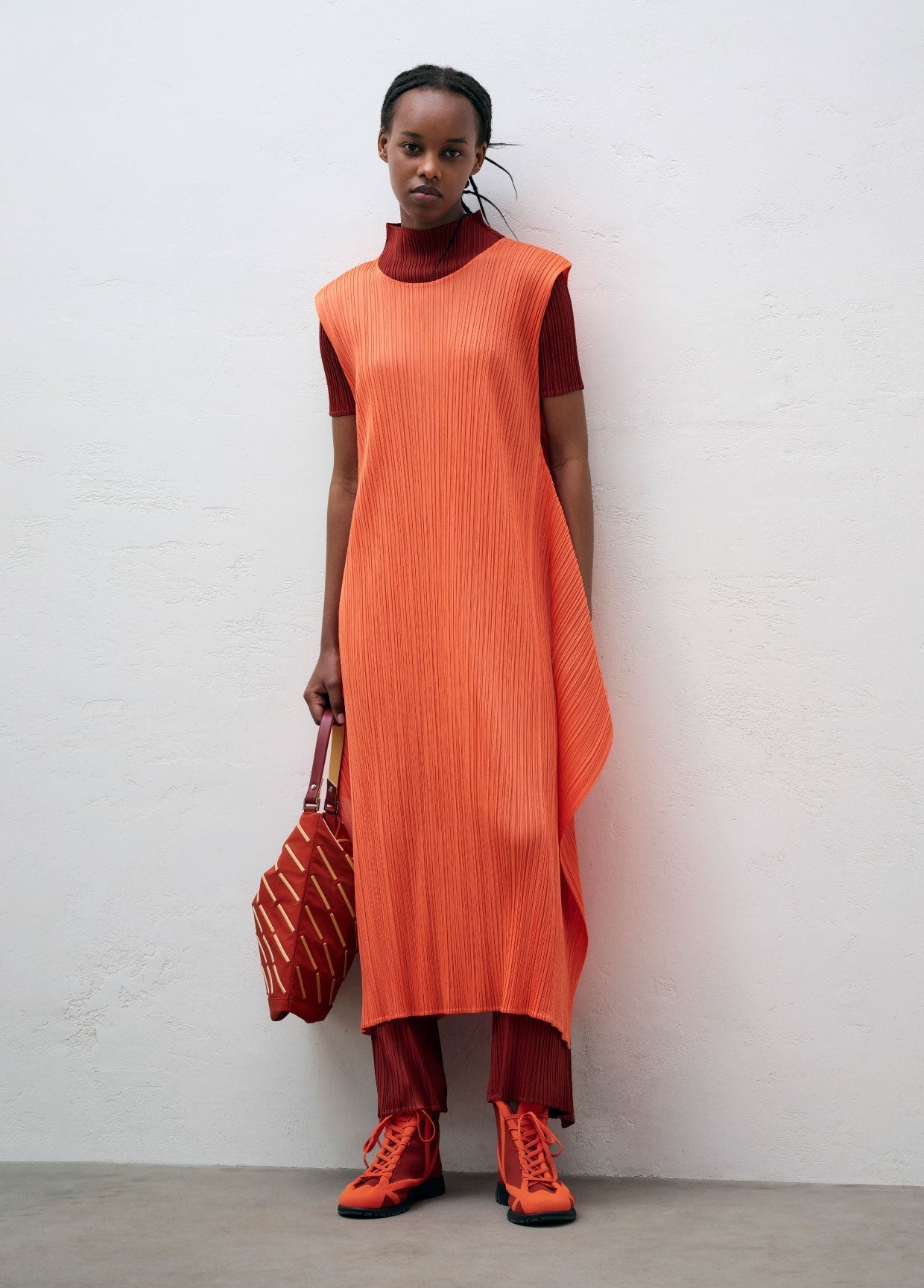 PLEATS PLEASE ISSEY MIYAKE LOOK – ISSEY MIYAKE ONLINE STORE