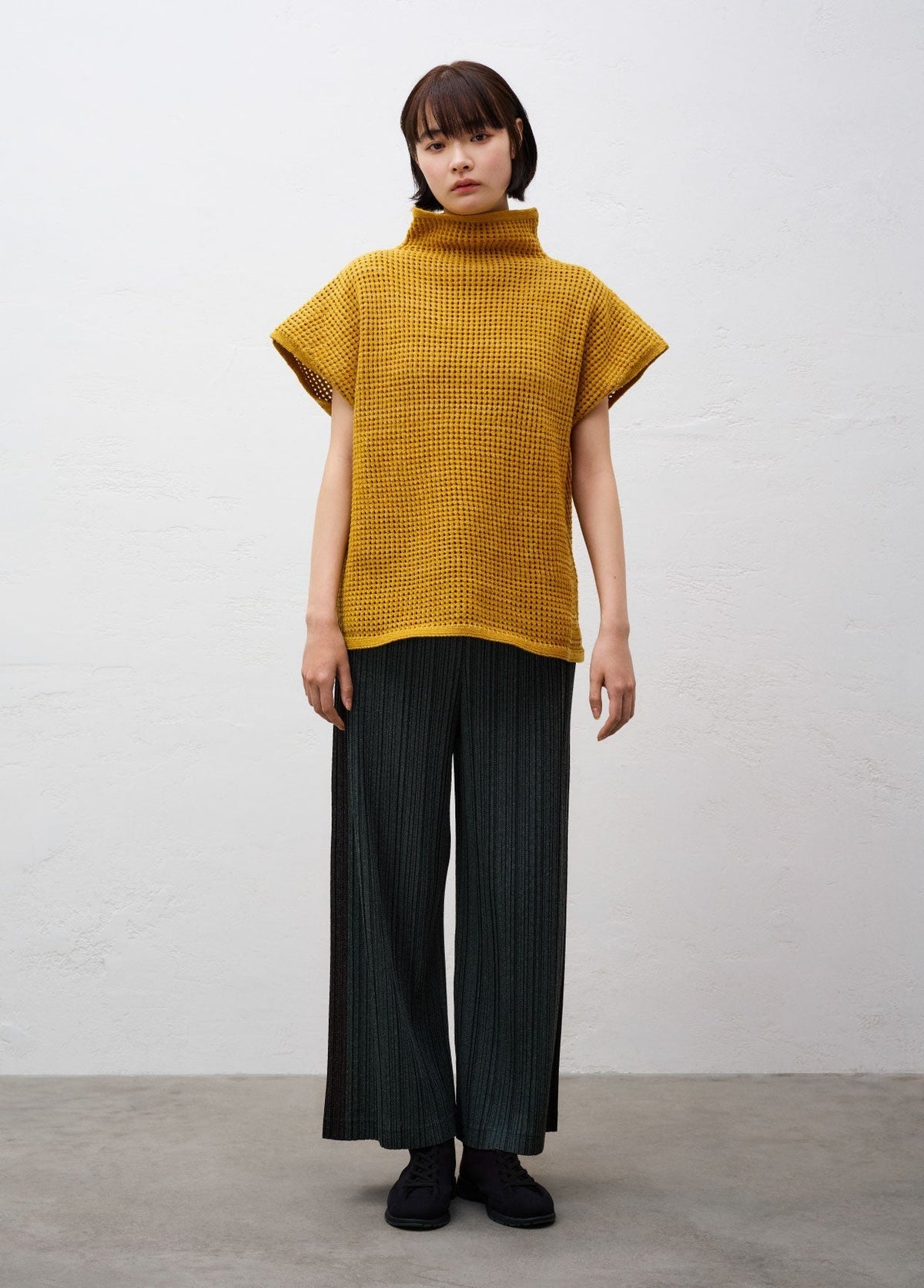 PLEATS PLEASE ISSEY MIYAKE LOOK 34