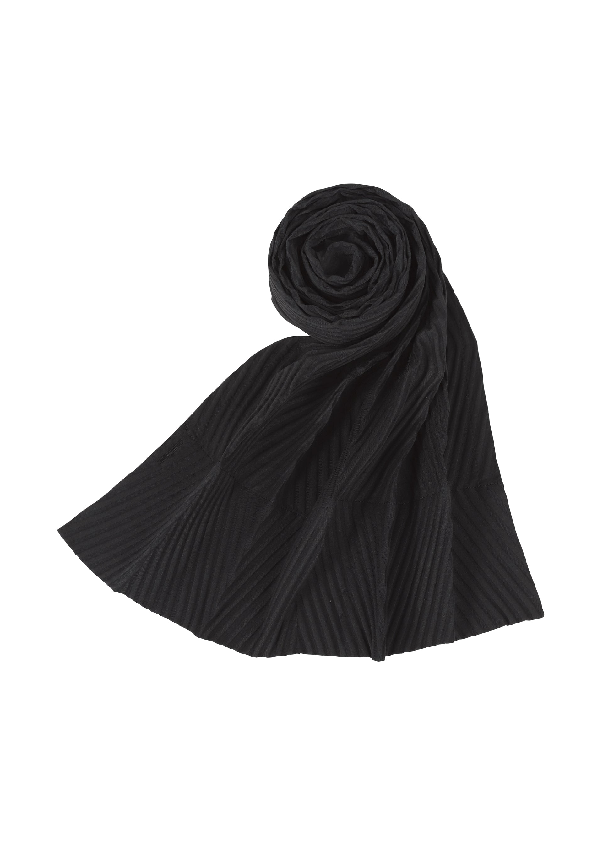 Scarves – ISSEY MIYAKE ONLINE STORE