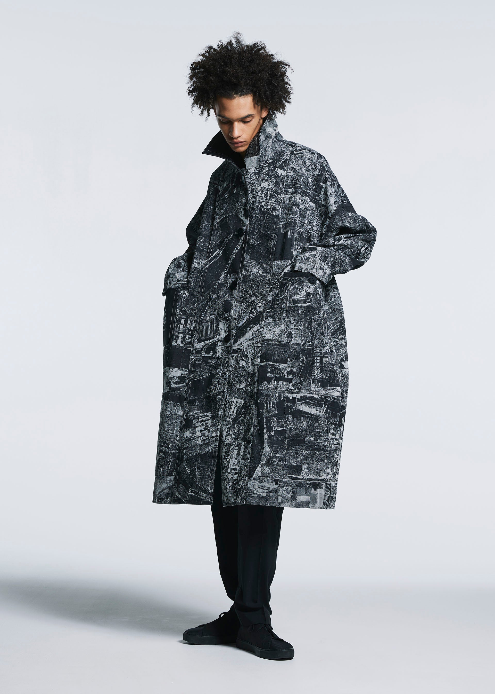 TYPE-VI COAT