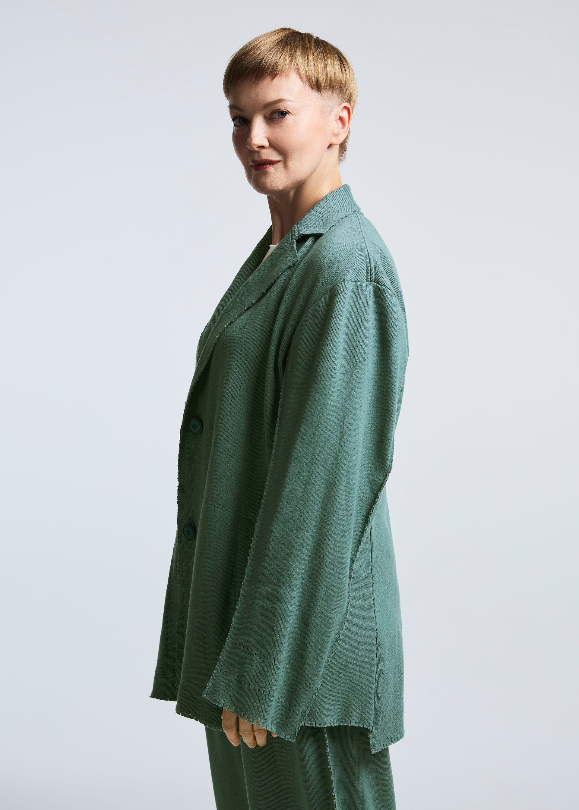 TYPE-A 003 – ISSEY MIYAKE ONLINE STORE