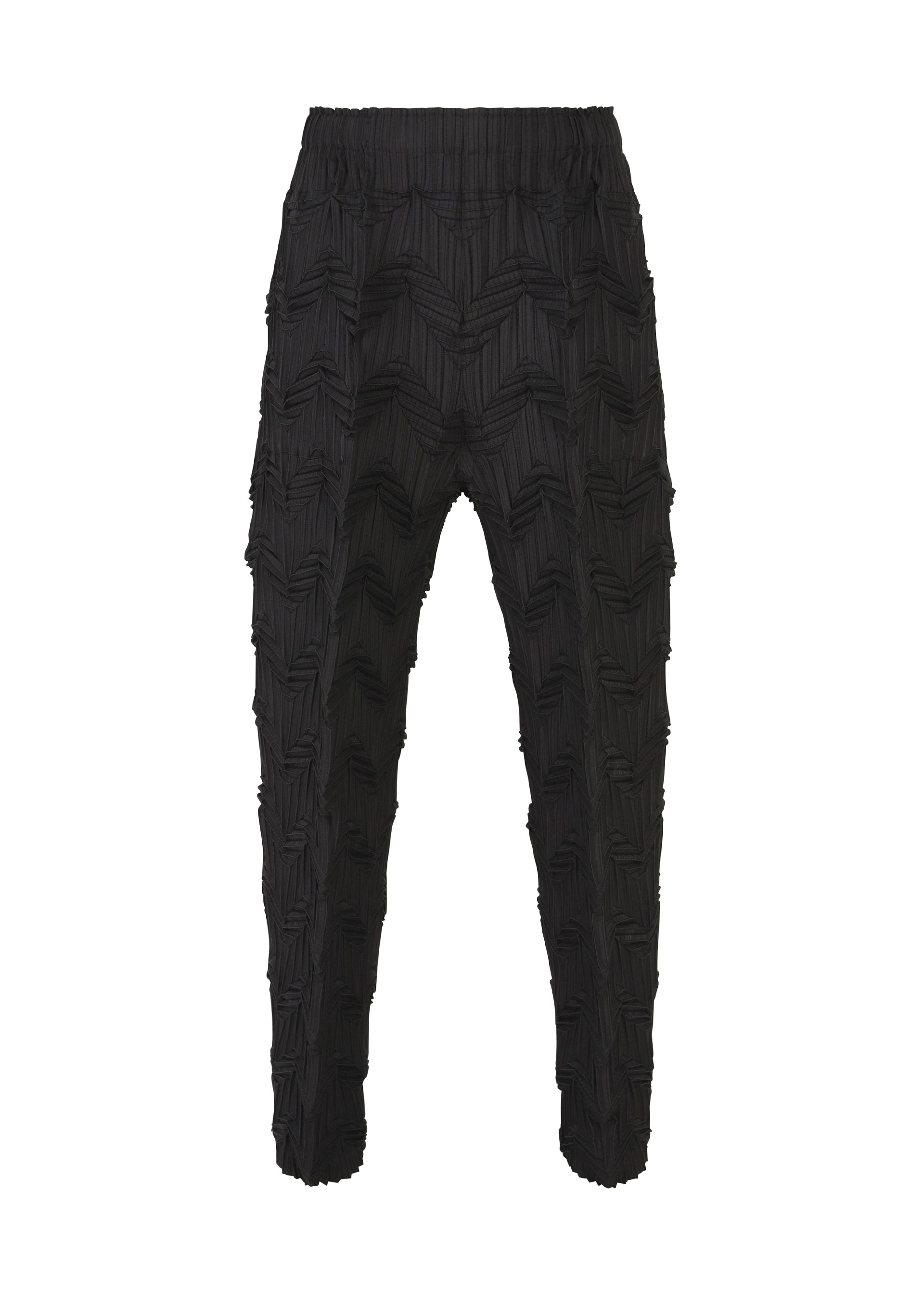 Zoomed view TYPE-O 019 pants by A-POC ABLE ISSEY MIYAKE feature a black zigzag chevron pattern made with the Steam Stretch technique. They offer a relaxed fit, tapered legs, and an elastic waistband for comfort and a modern, three-dimensional look. - BLACK （no.15）