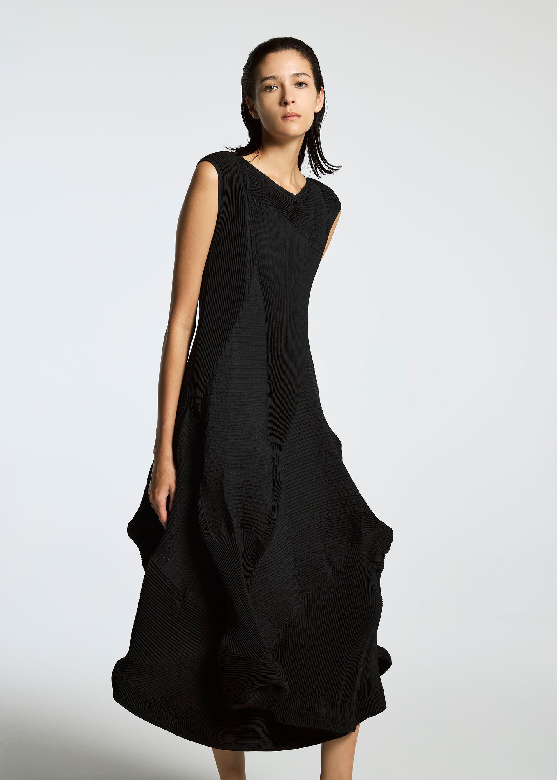 A-POC ABLE ISSEY MIYAKE – ISSEY MIYAKE ONLINE STORE