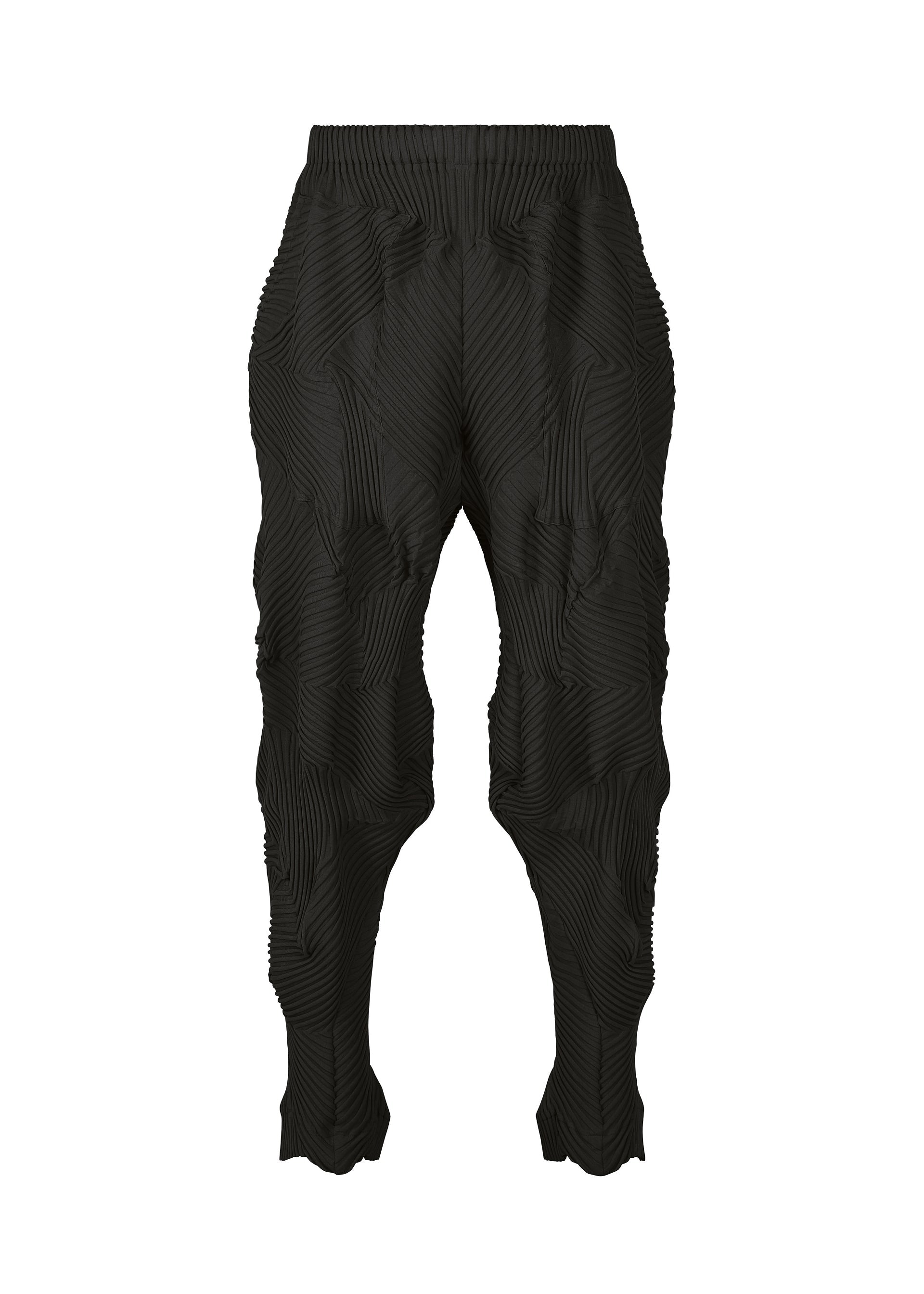 Zoomed view Presenting the TYPE-P 003-1 pants by A-POC ABLE ISSEY MIYAKE: black pleated pants crafted with a slim, tapered fit and an elastic waistband, distinguished by an eye-catching wavy, three-dimensional textured pattern throughout. Designed without visible pockets or zippers, these versatile pants seamlessly combine comfort and style for everyday wear. - BLACK （no.15）