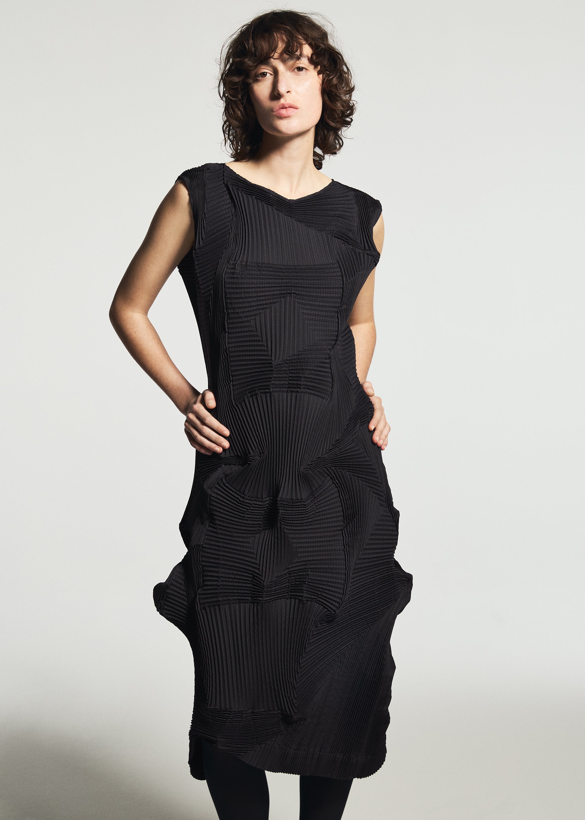 A-POC ABLE ISSEY MIYAKE – ISSEY MIYAKE ONLINE STORE