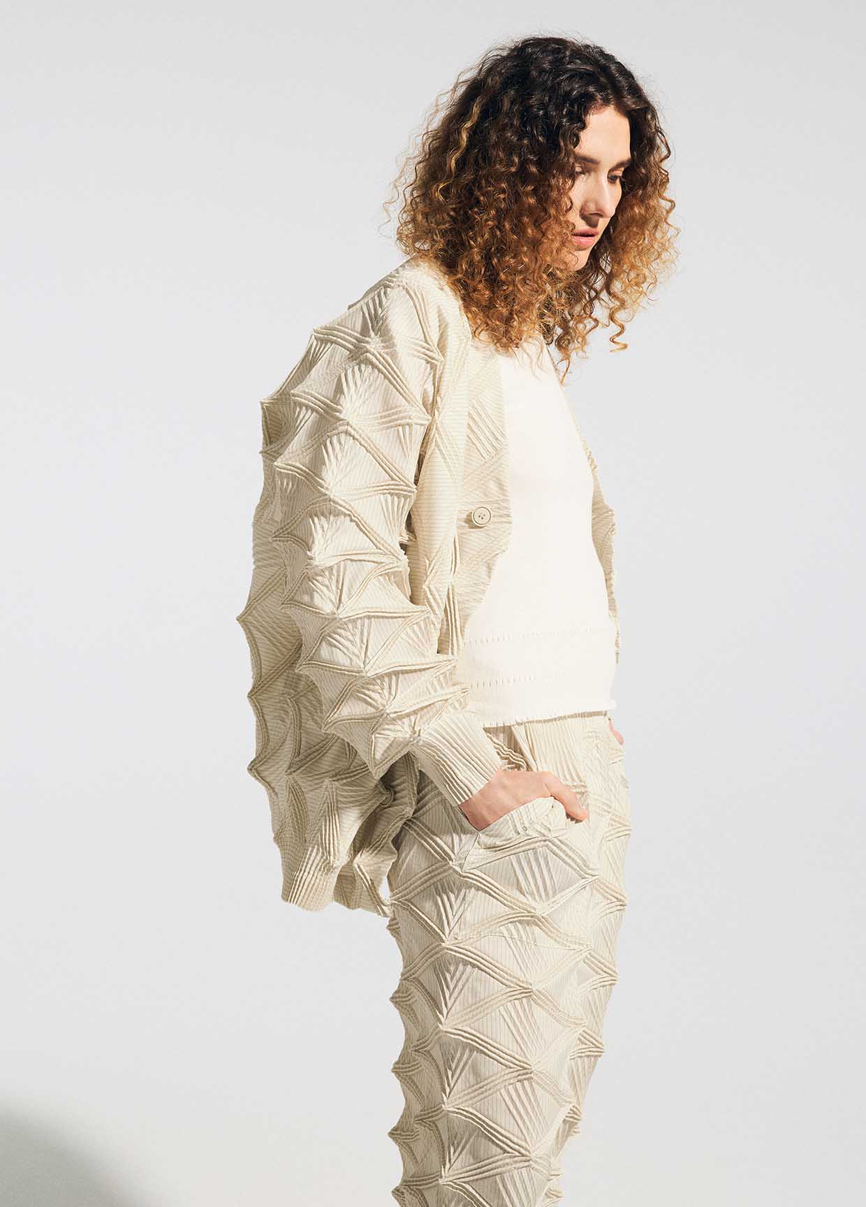 イッセイミヤケ　A.POC ABLE トップス A-POC ABLE ISSEY MIYAKE – ISSEY MIYAKE ONLINE STORE