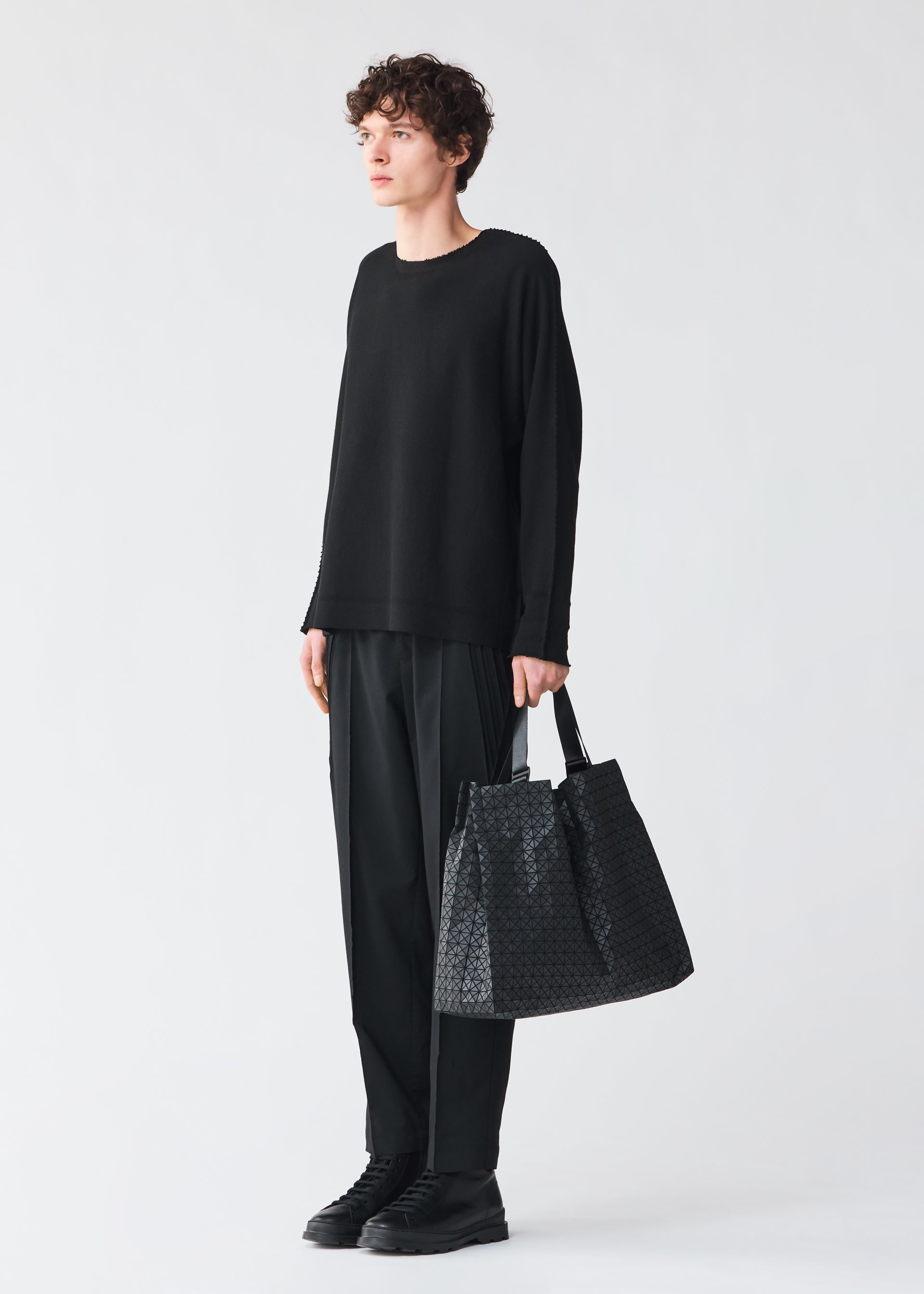 Bags – ISSEY MIYAKE ONLINE STORE