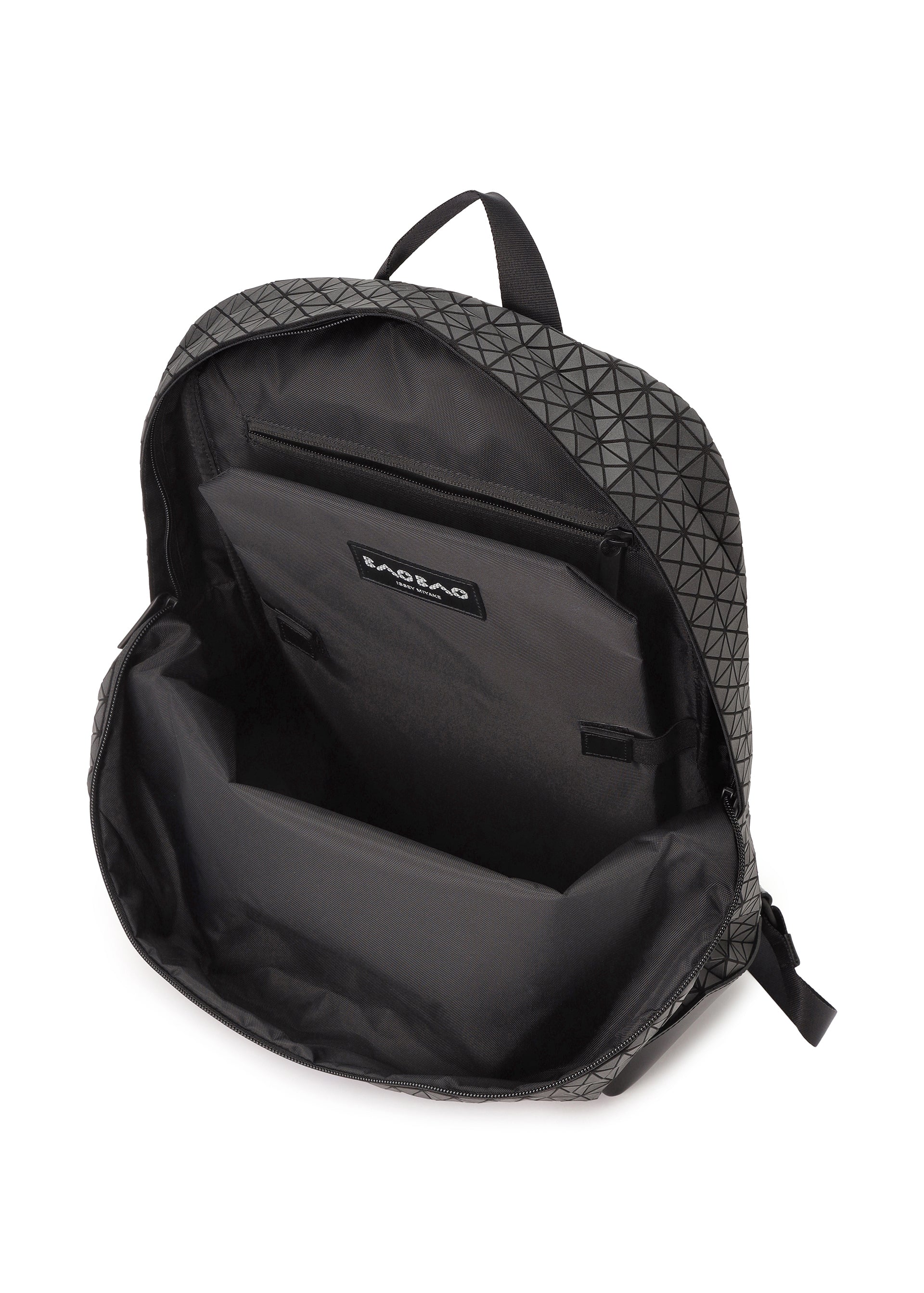 baobao mini backpack LINER – ISSEY MIYAKE ONLINE STORE