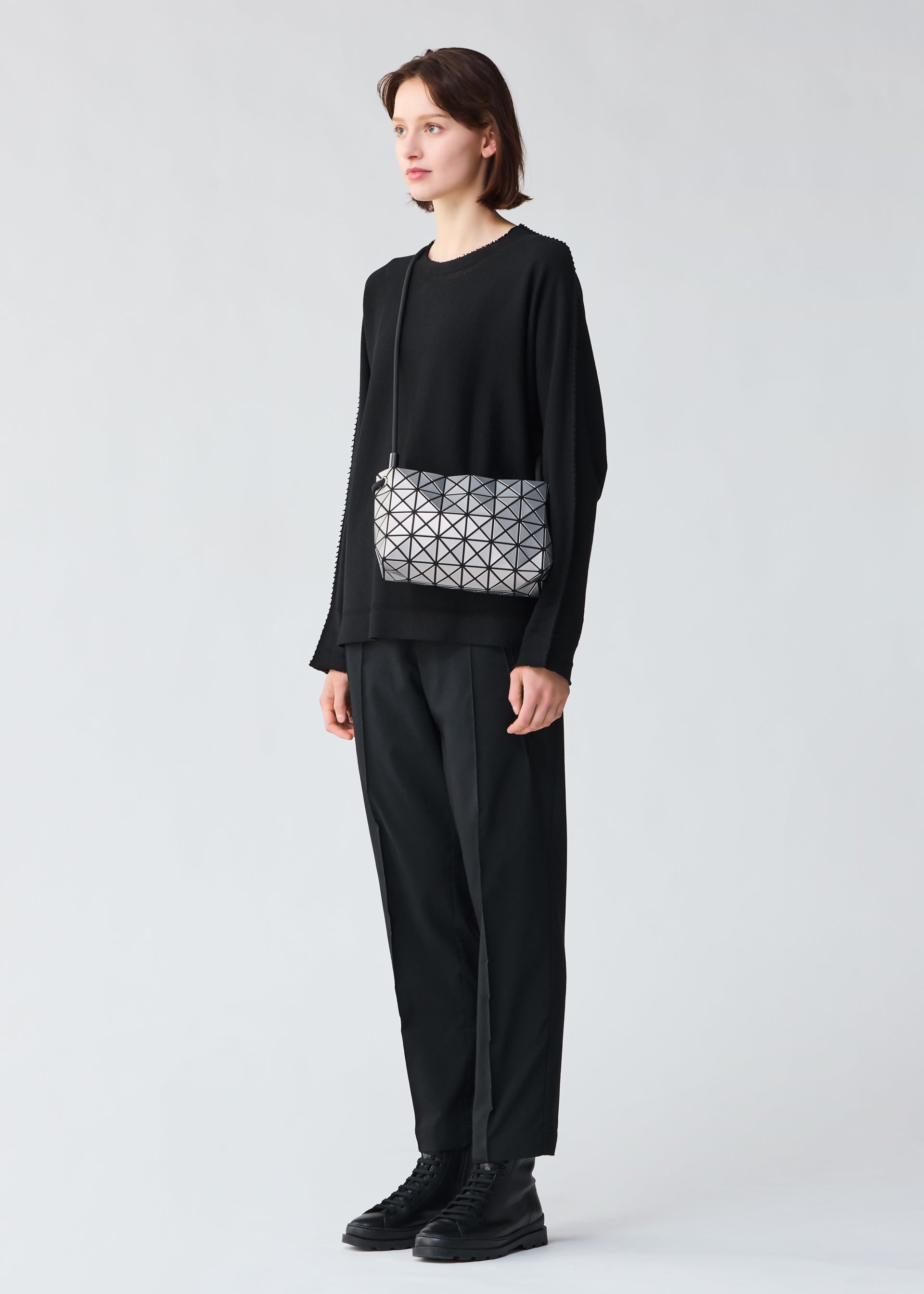 LOOP METALLIC – ISSEY MIYAKE ONLINE STORE